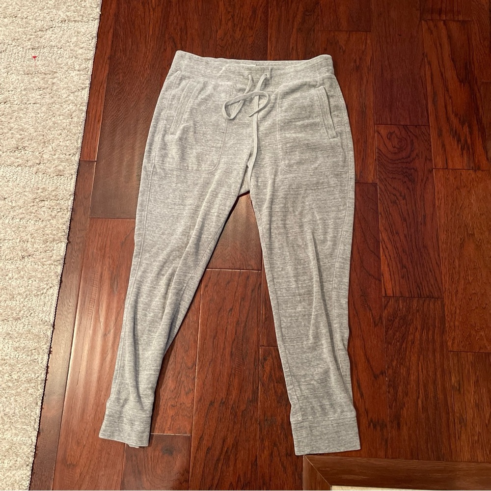 Gray Jogger Sweatpants Lou& Grey